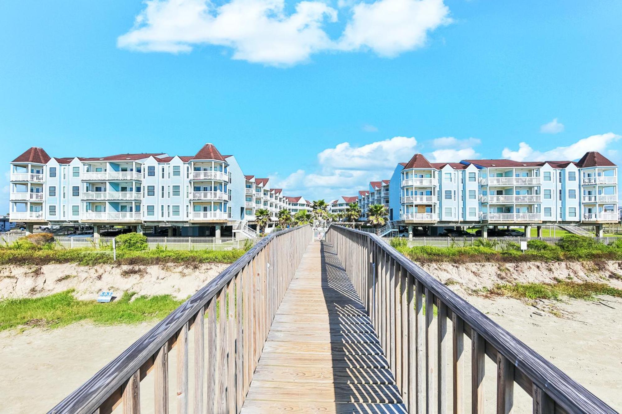 Seascape Condos Galveston Room photo